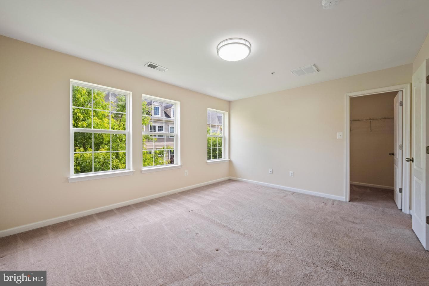 7062 Foxton Way photo 59