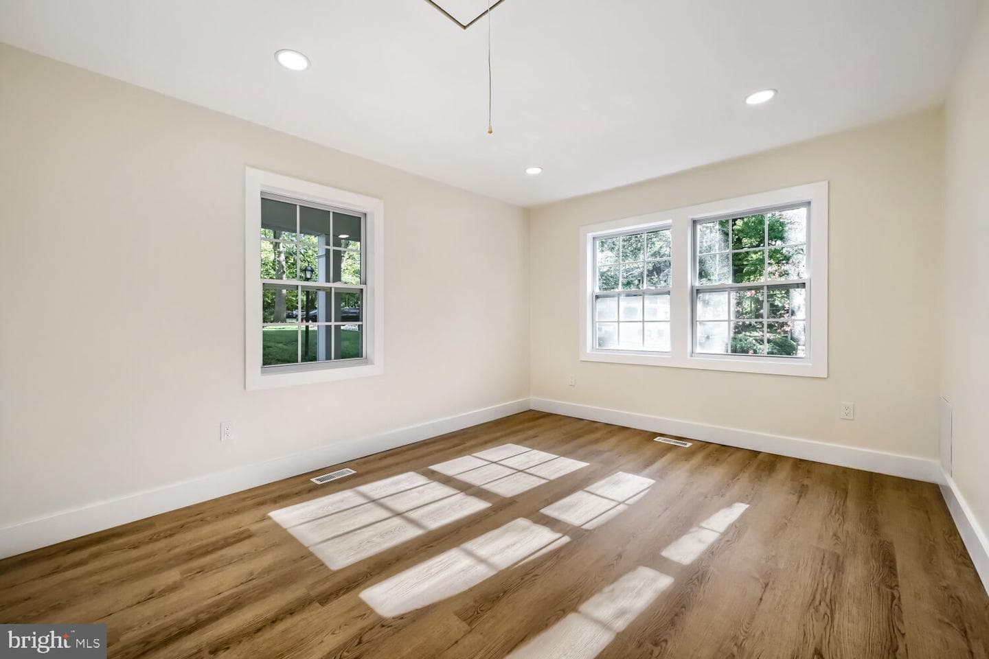 5501 Woodenhawk Circle photo 8