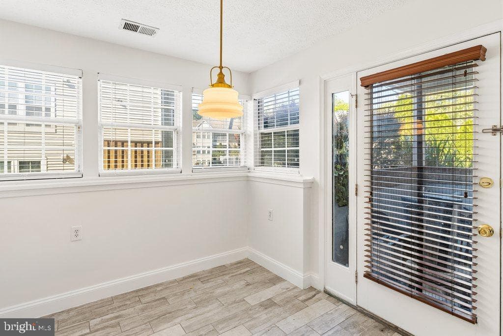 6205 Sandpiper Court #202 photo 17