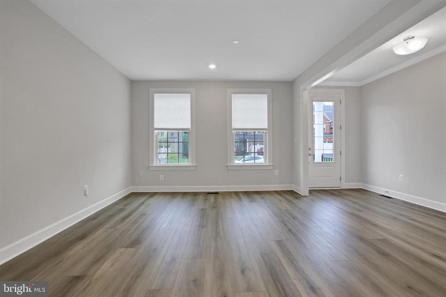 7949 Lawndale Circle photo 30
