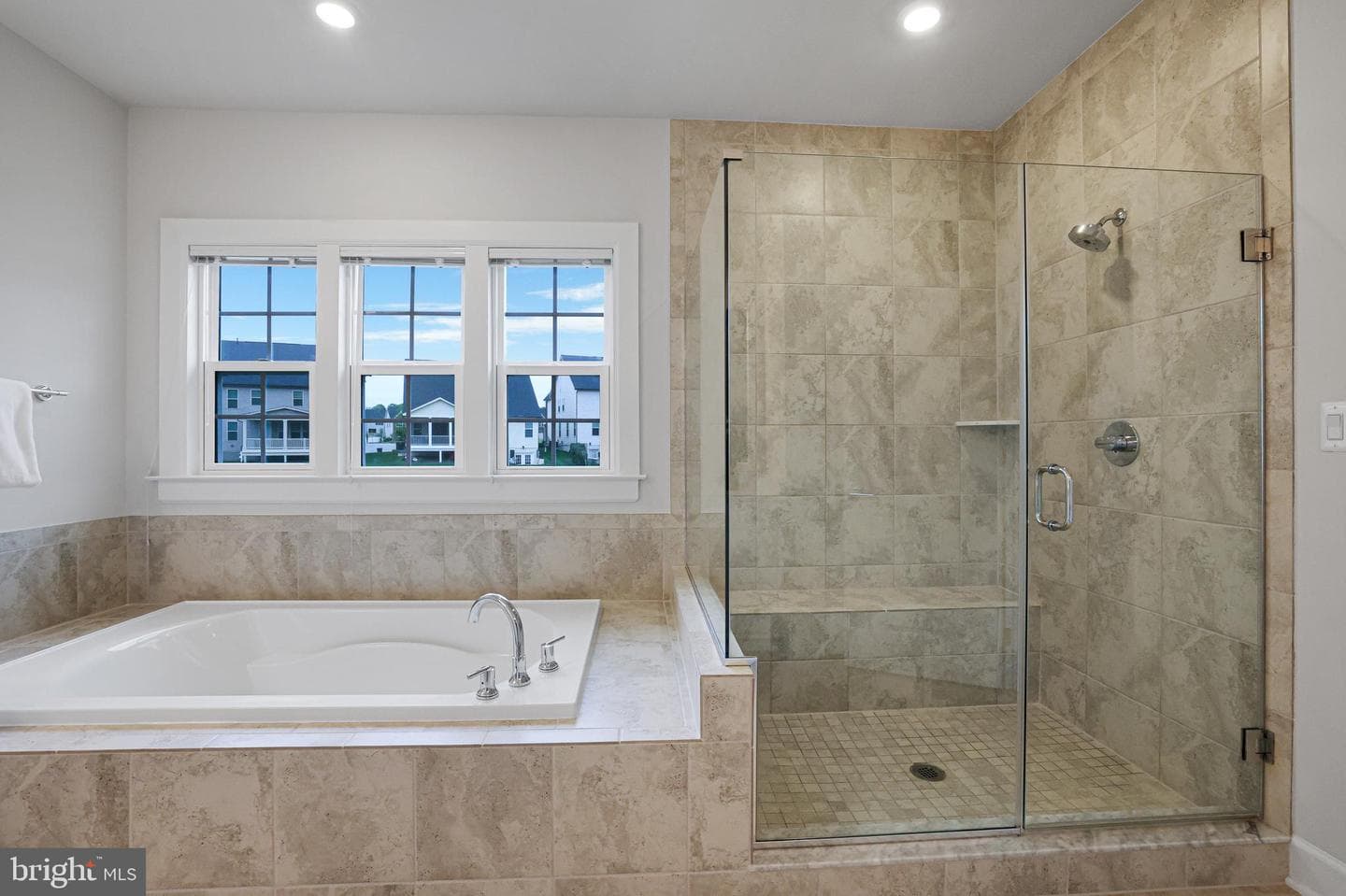 7949 Lawndale Circle photo 46