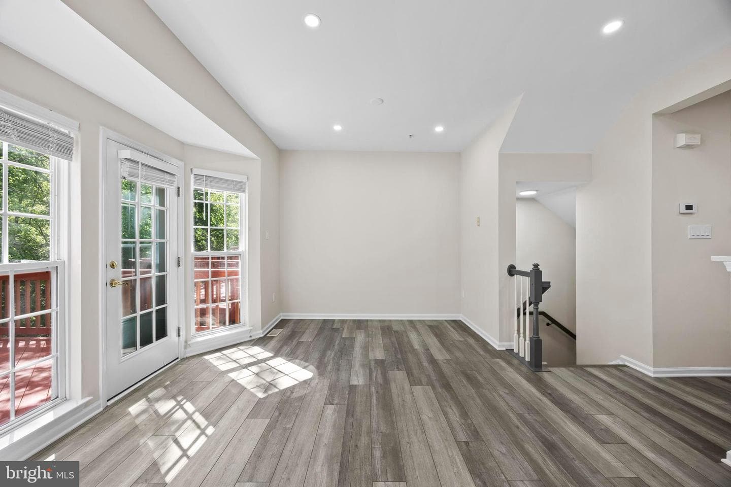 8880 Papillon Drive photo 20