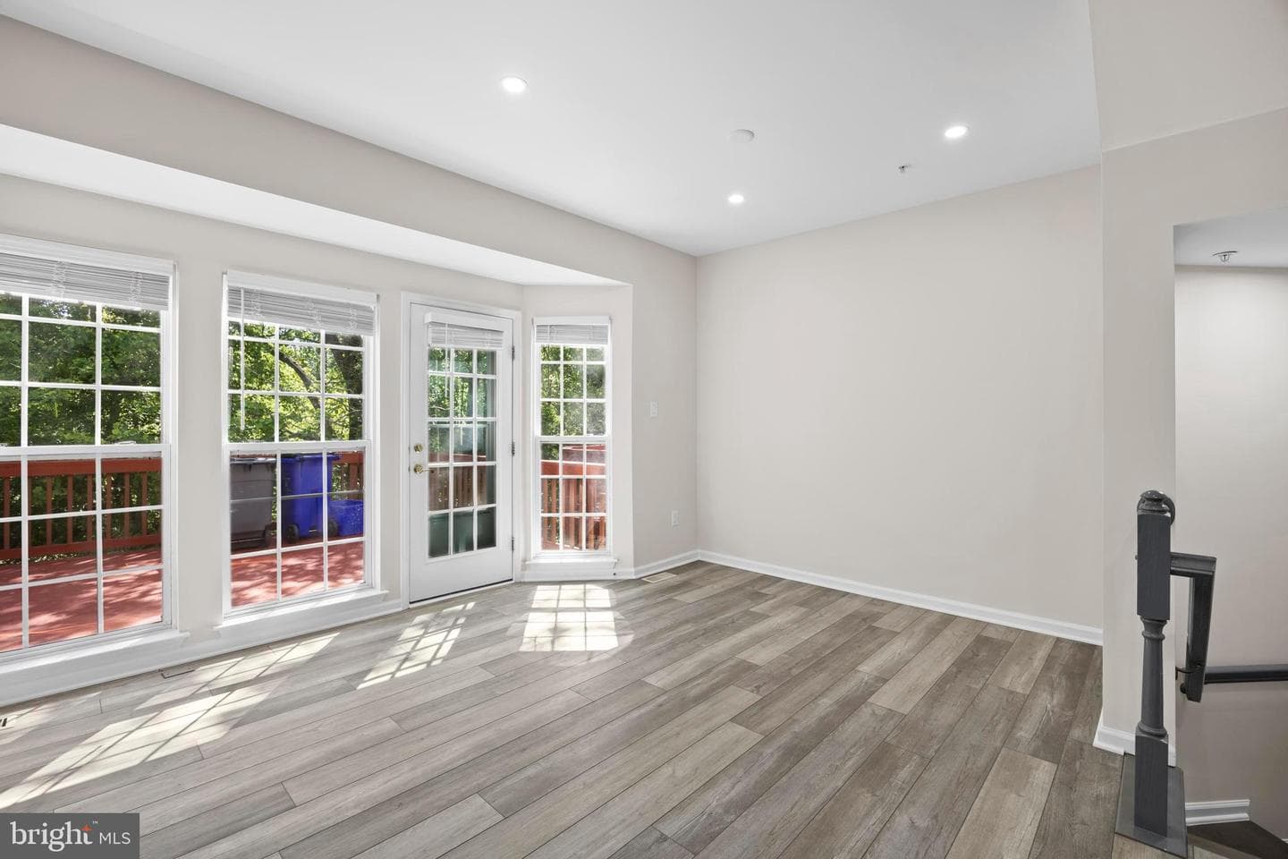 8880 Papillon Drive photo 21