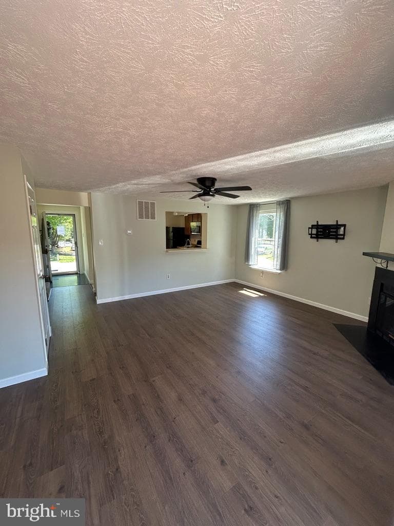 9560 Glen Oaks Lane photo 5
