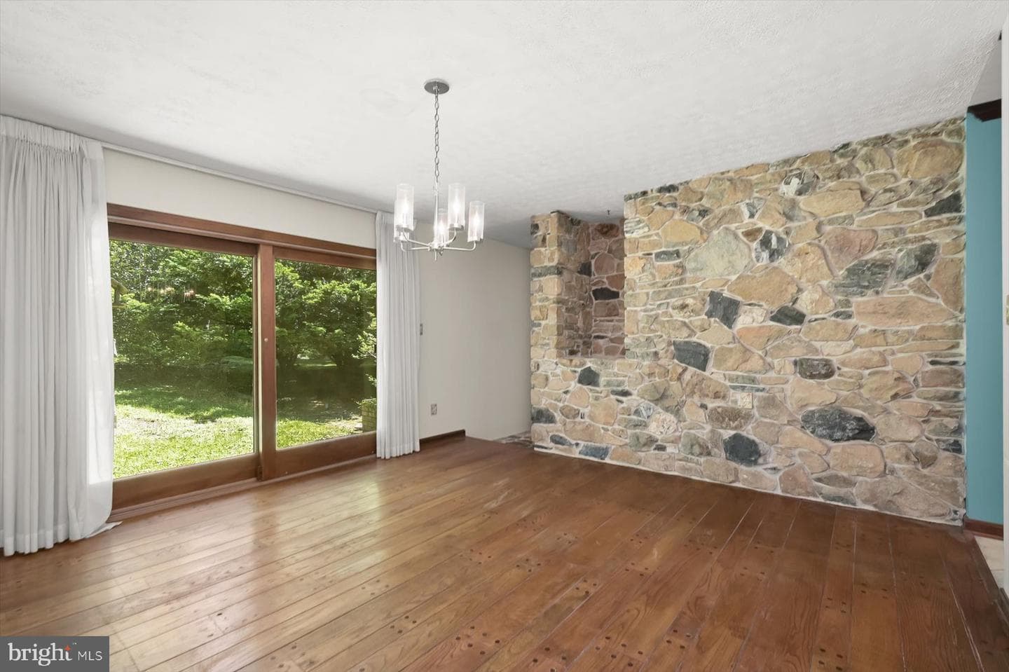 13922 Wayside Drive photo 22