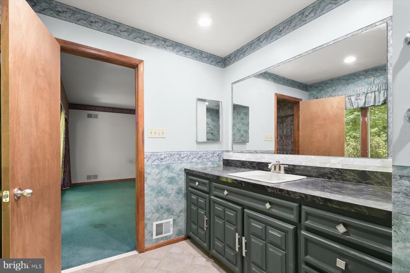 13922 Wayside Drive photo 32