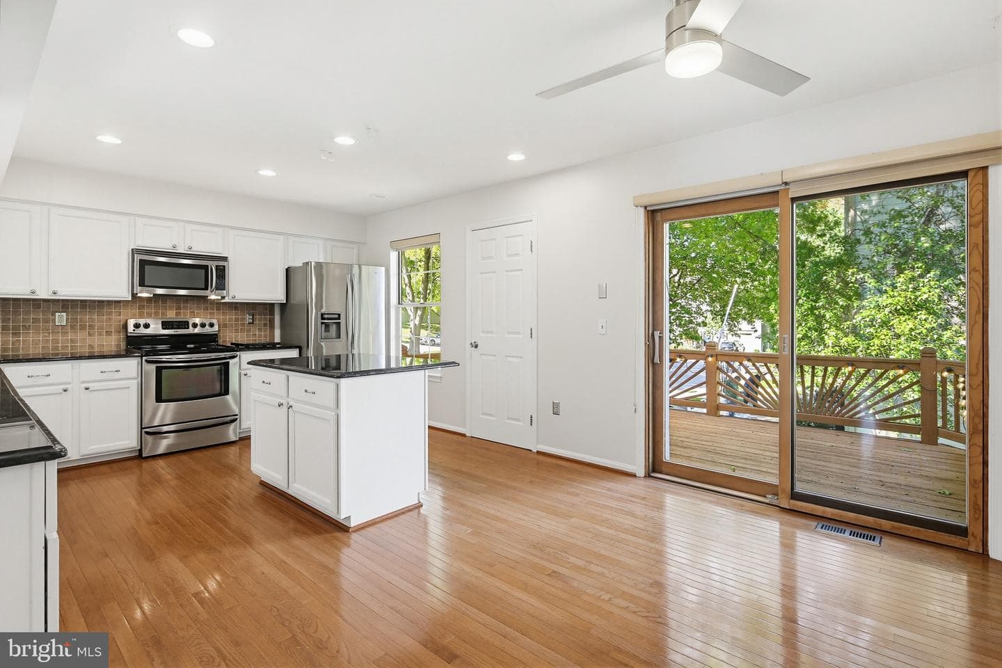 5353 Chase Lions Way photo 19
