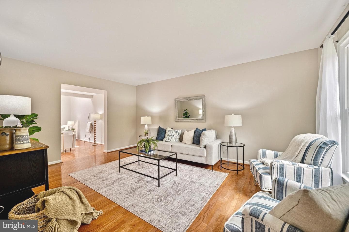 4955 Bramhope Lane photo 5