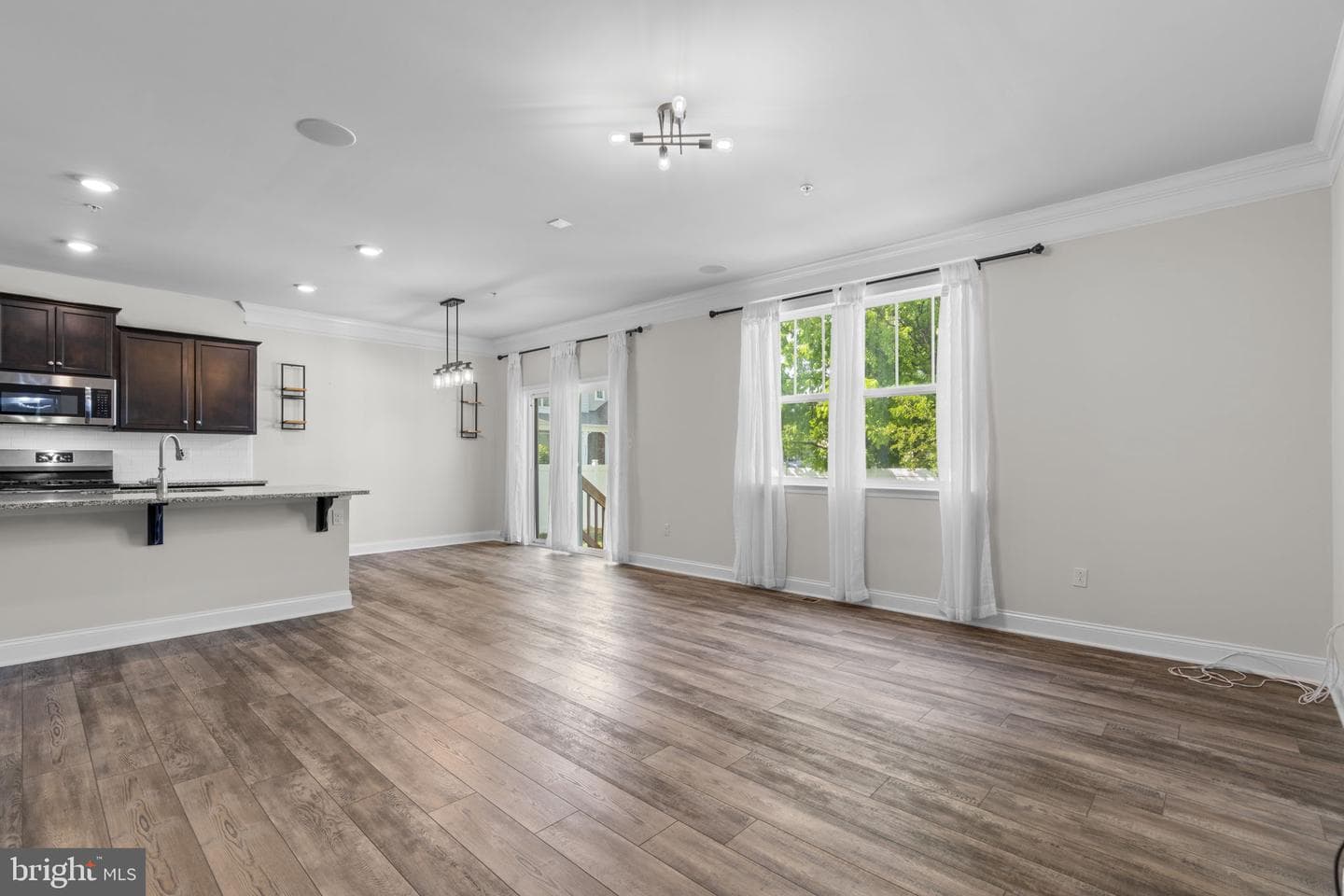 9318 Sydney Way photo 13