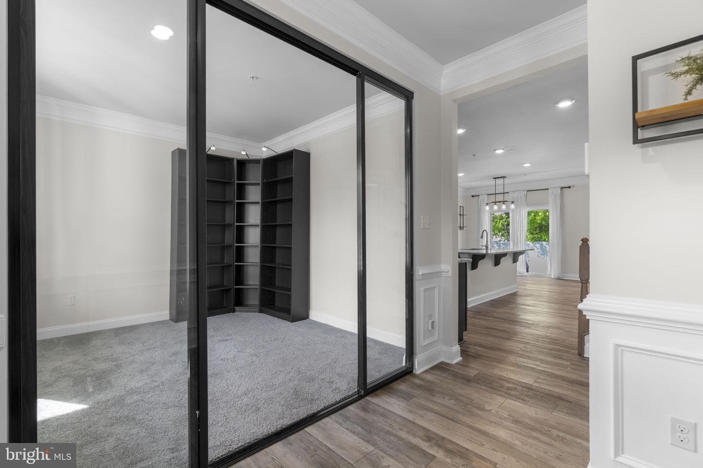 9318 Sydney Way photo 6