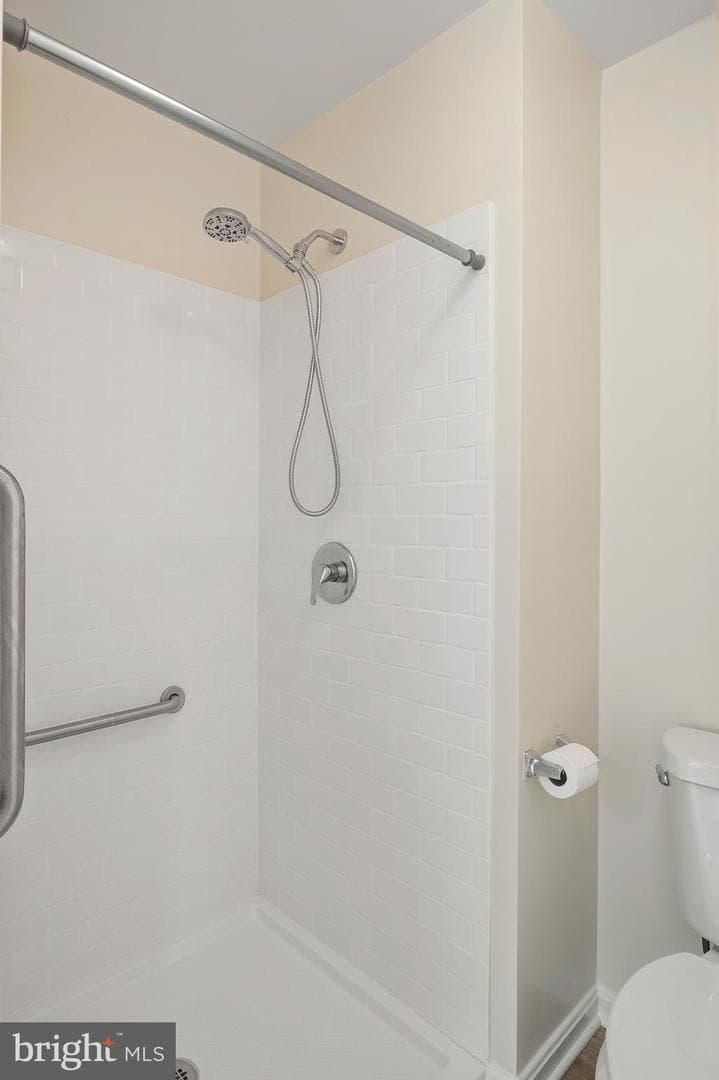 6408 Frothingham Court photo 27