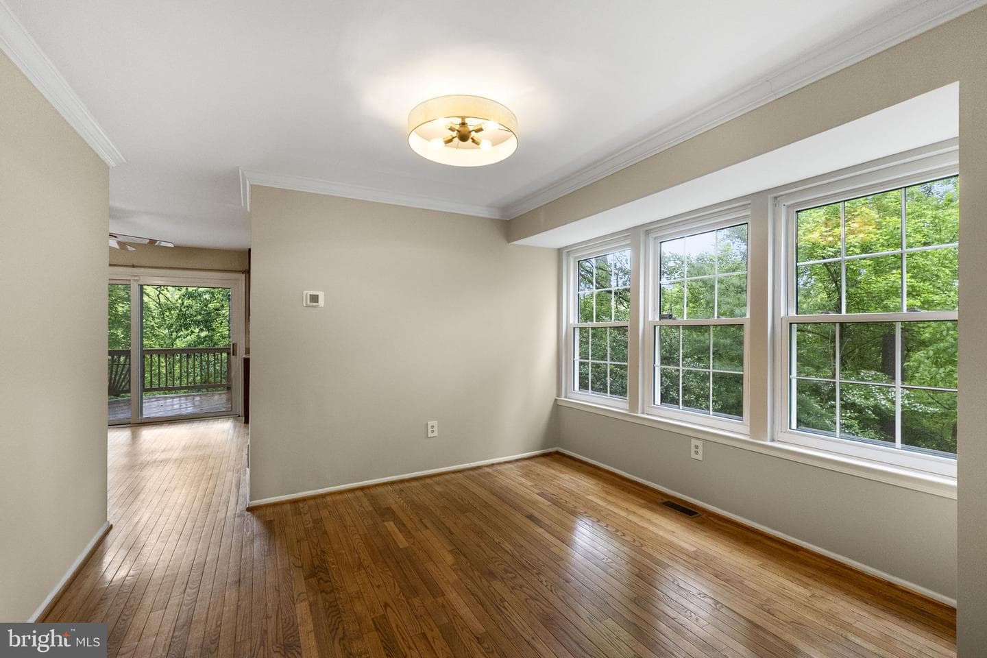 8868 Stonebrook Lane photo 5