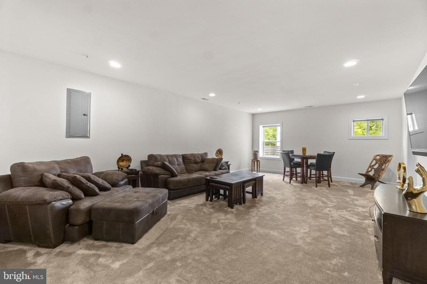 2726 W End Circle photo 42