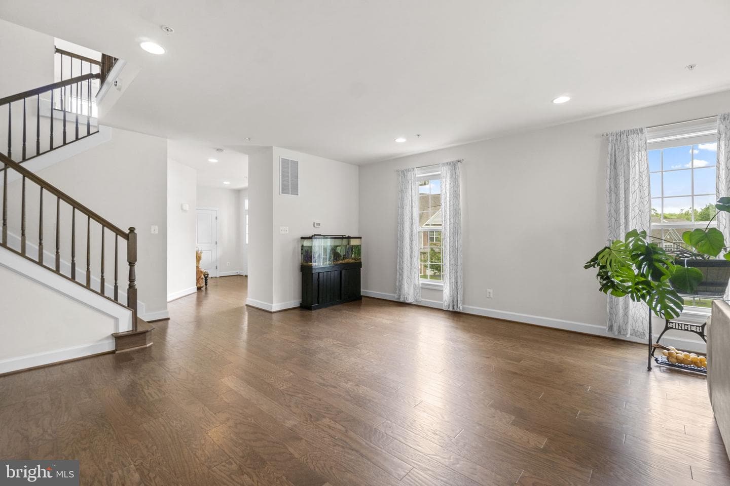 2726 W End Circle photo 8