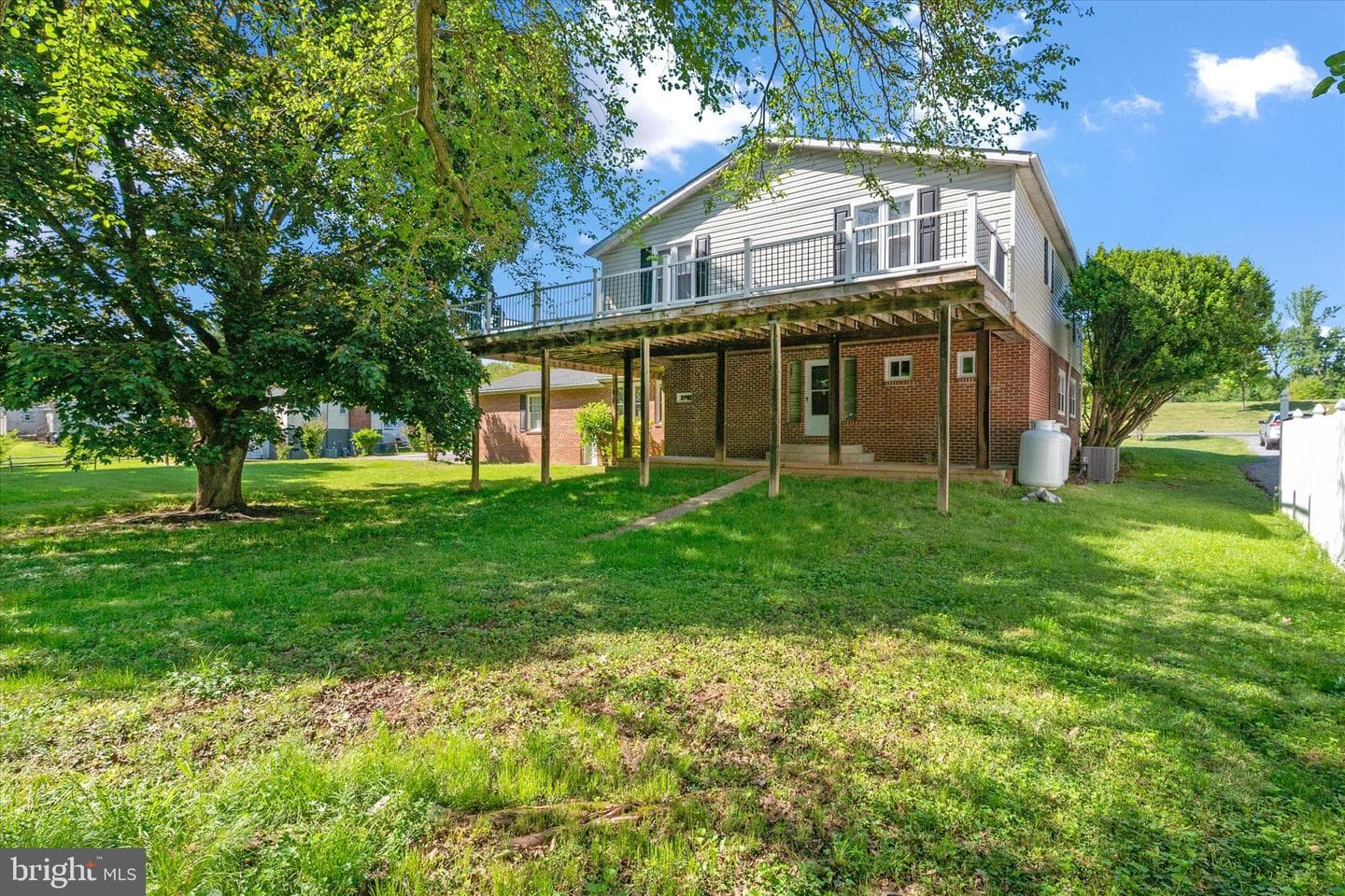 9460 Guilford Road photo 46