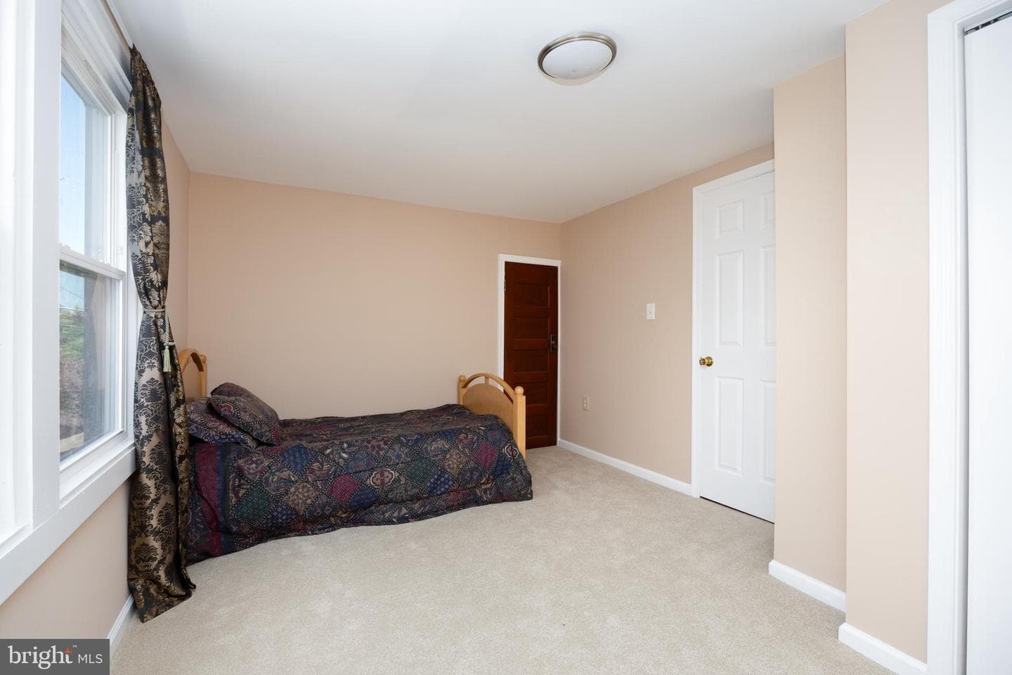 8615 Ridge Road photo 17