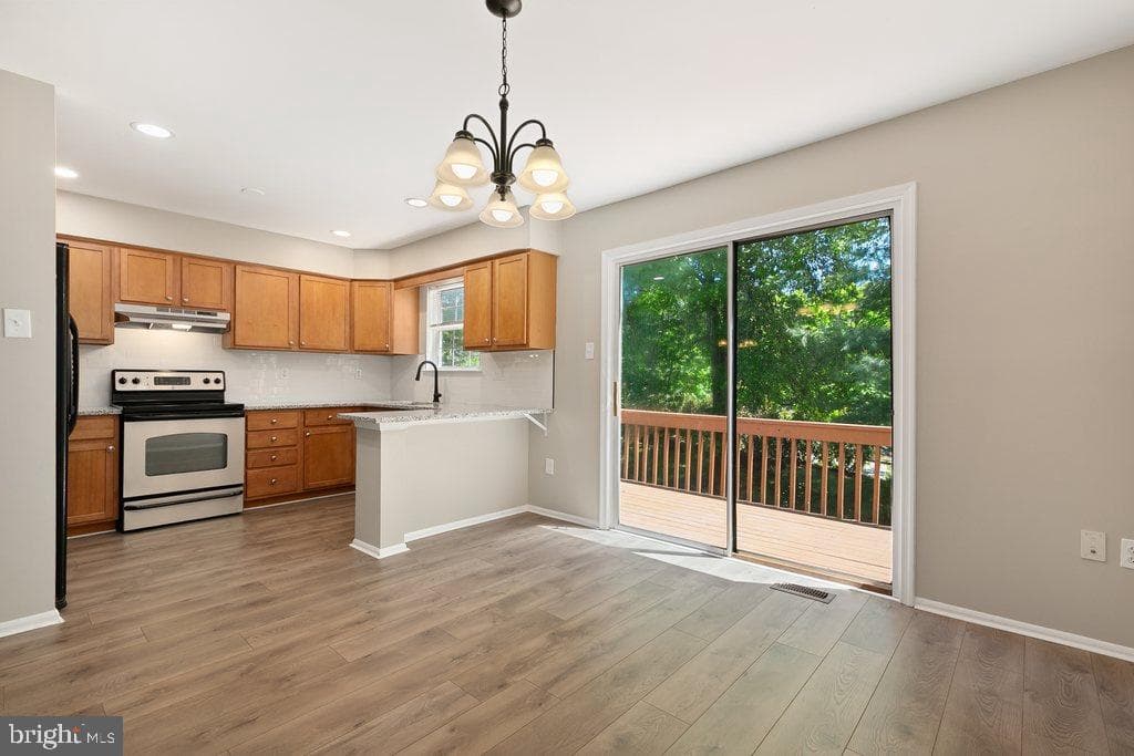 4723 Leyden Way photo 23