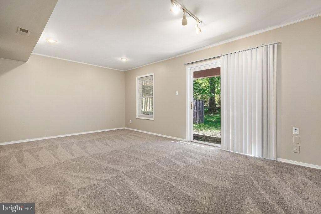 4723 Leyden Way photo 37
