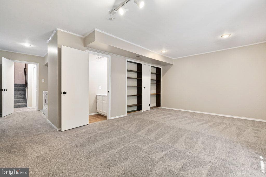 4723 Leyden Way photo 38