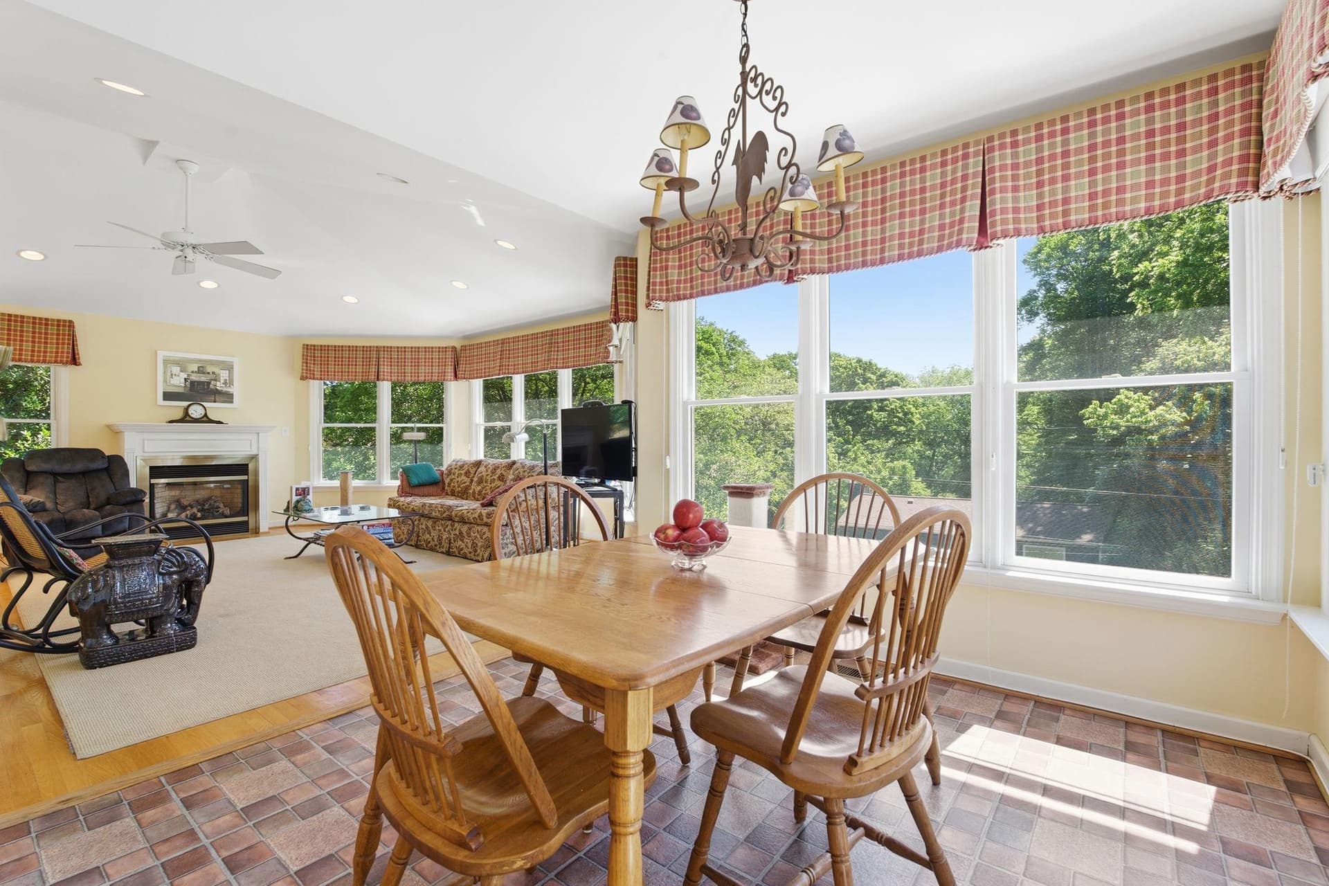 9047 Dunloggin Road photo 13