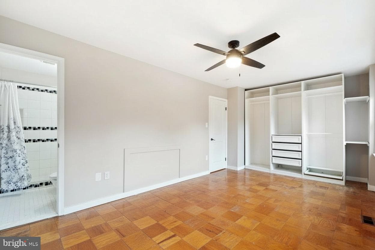 5886 Morningbird Lane photo 31