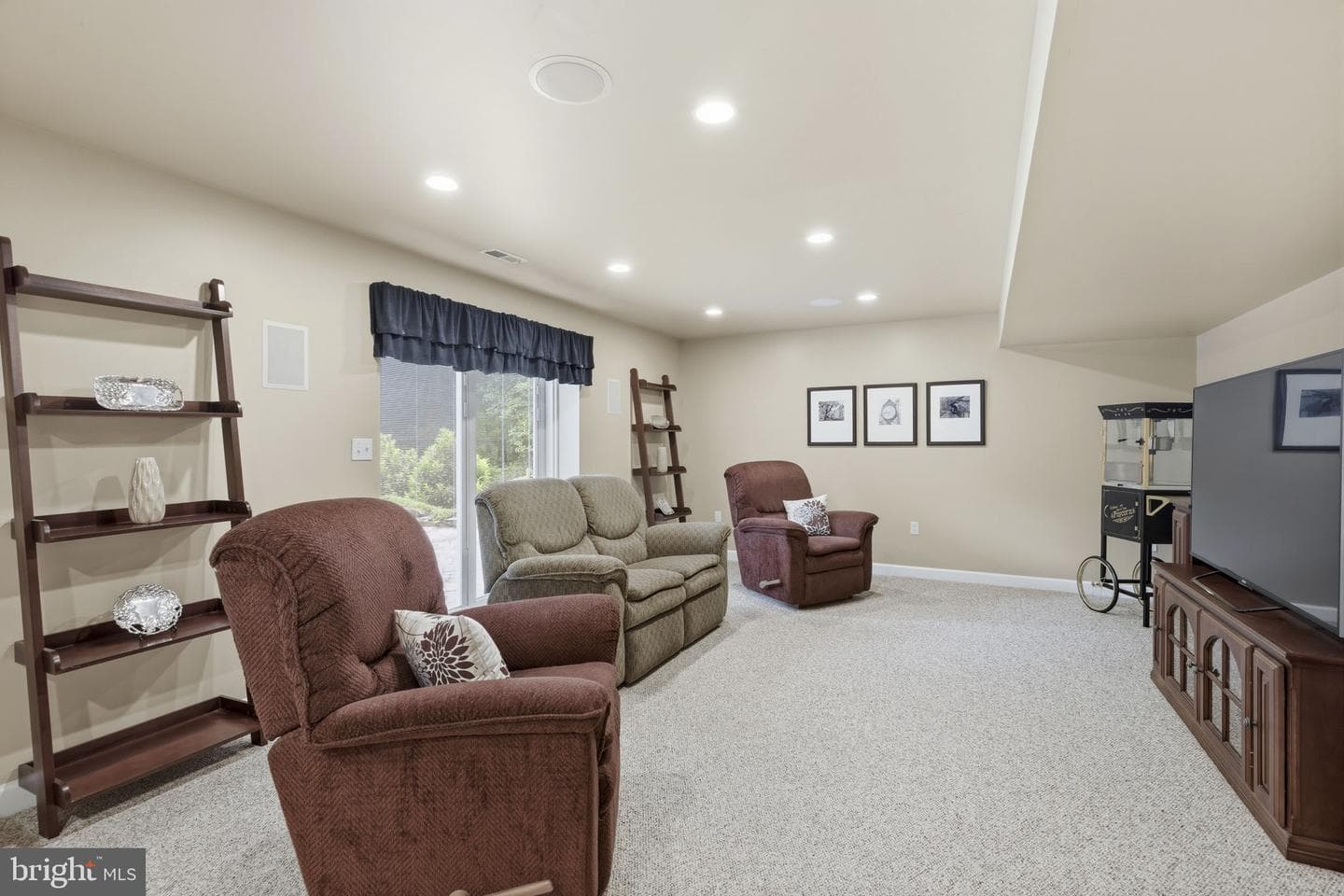 3336 Governor Howard Drive photo 37