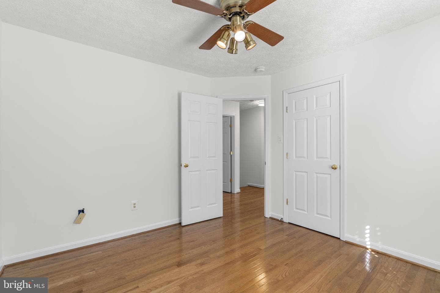 6649 Huntshire Drive photo 27