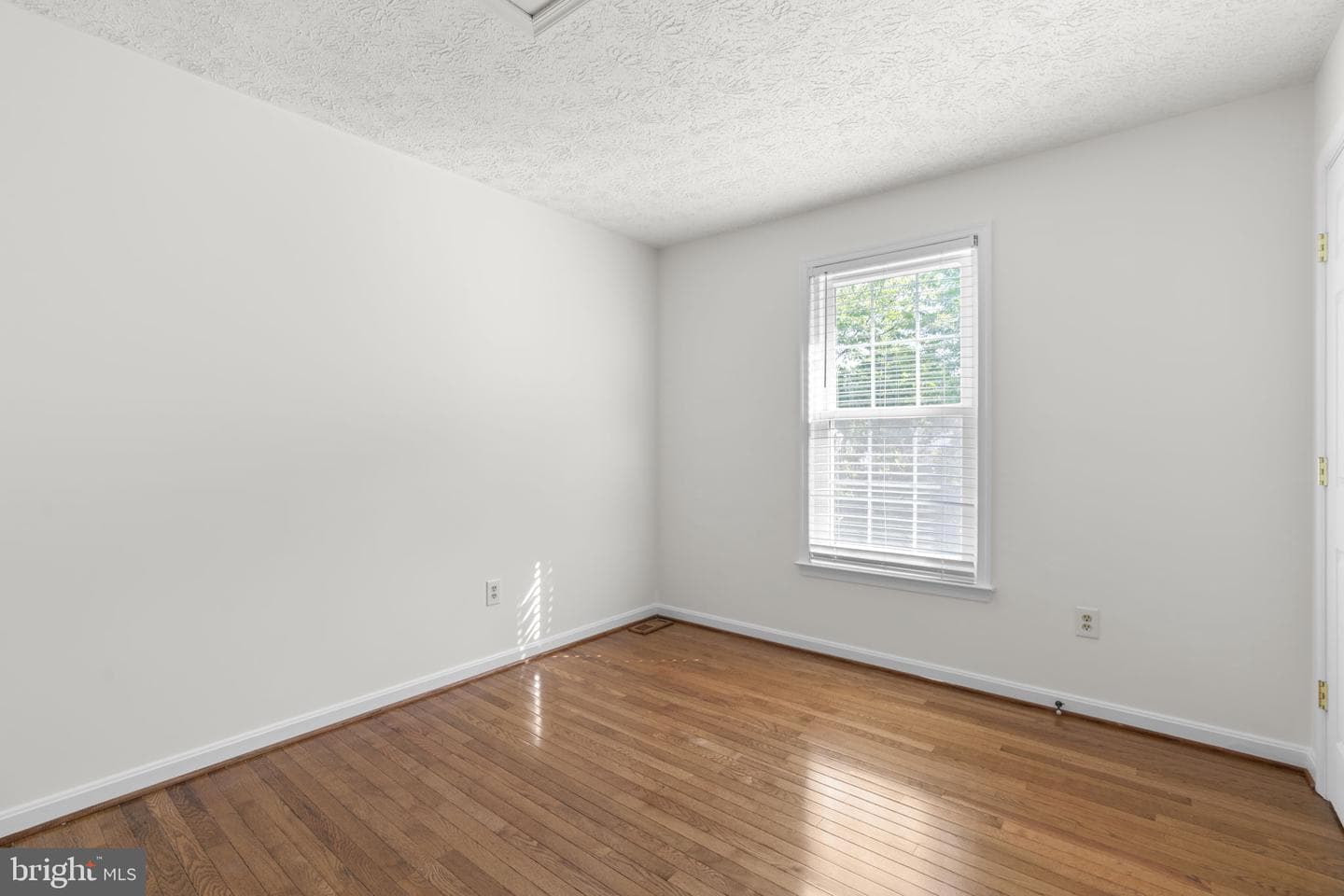 6649 Huntshire Drive photo 28