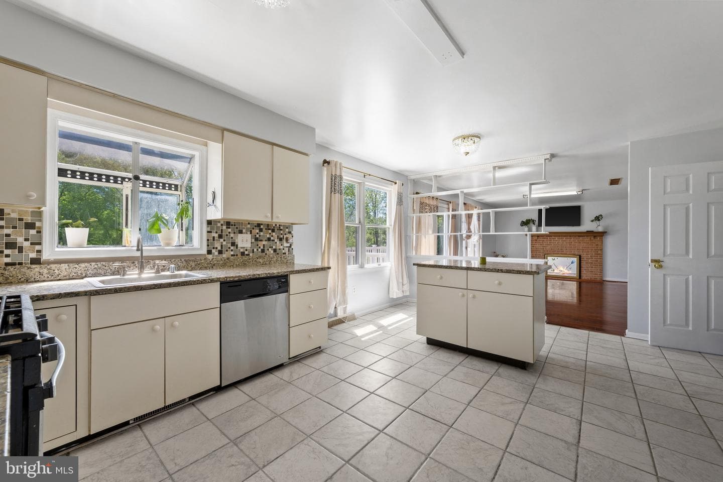 9306 Mist Haven Court photo 13