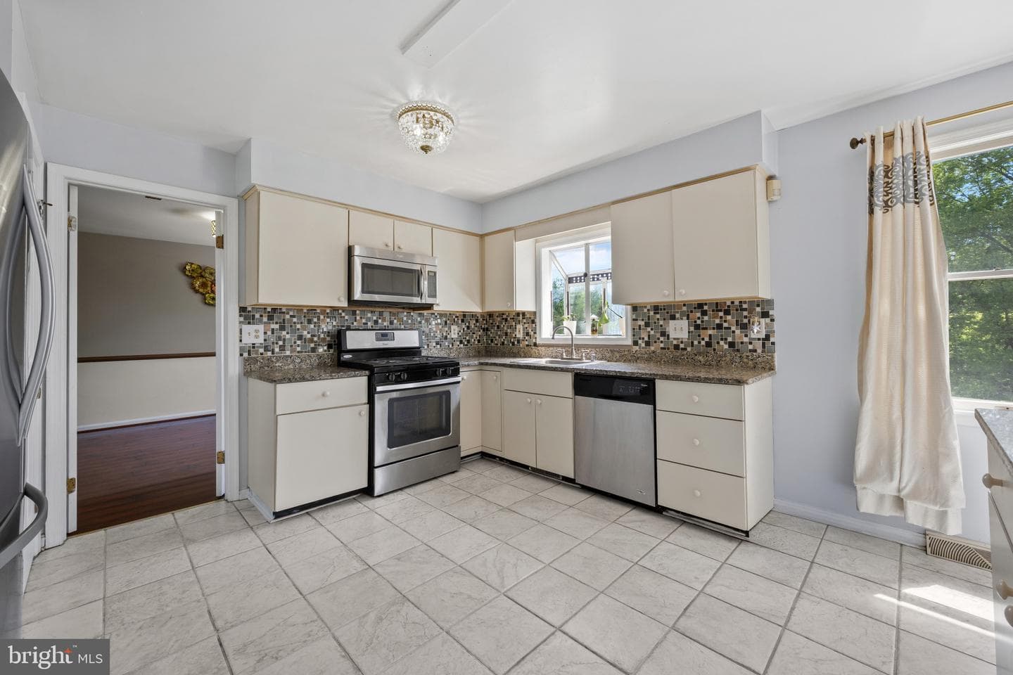 9306 Mist Haven Court photo 17