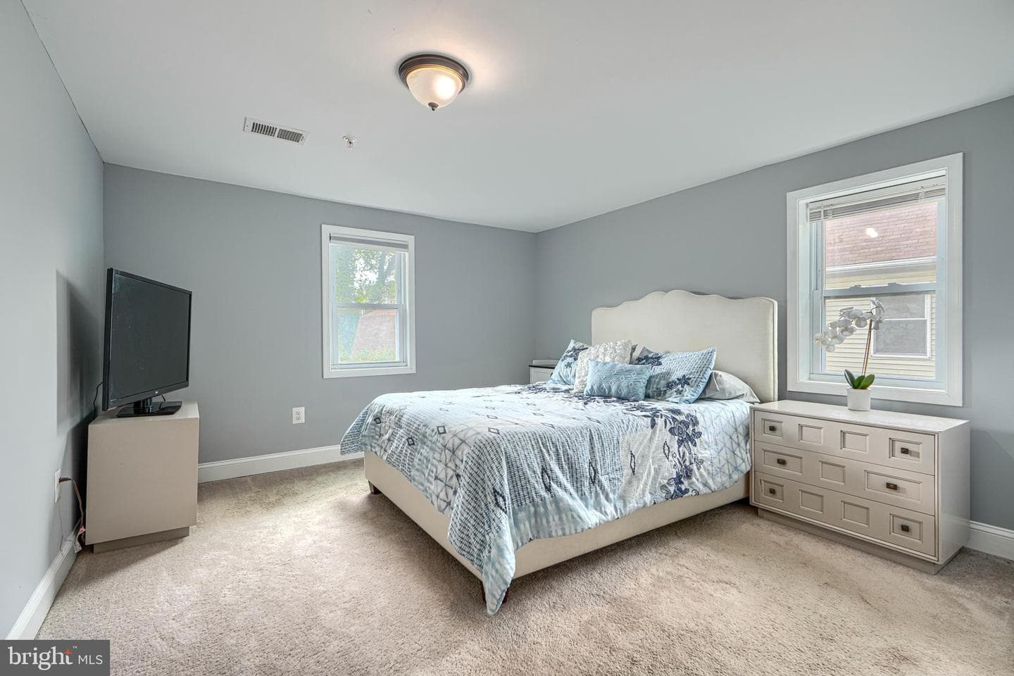 5797 Railroad Avenue photo 23