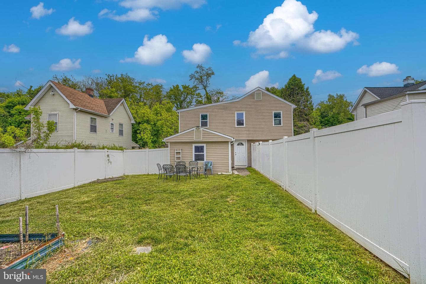5797 Railroad Avenue photo 43