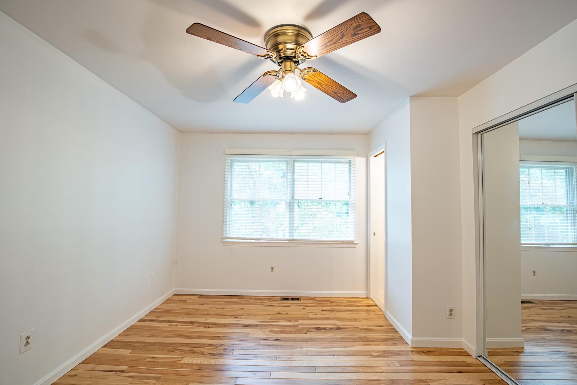 9640 Sandlight Court photo 24