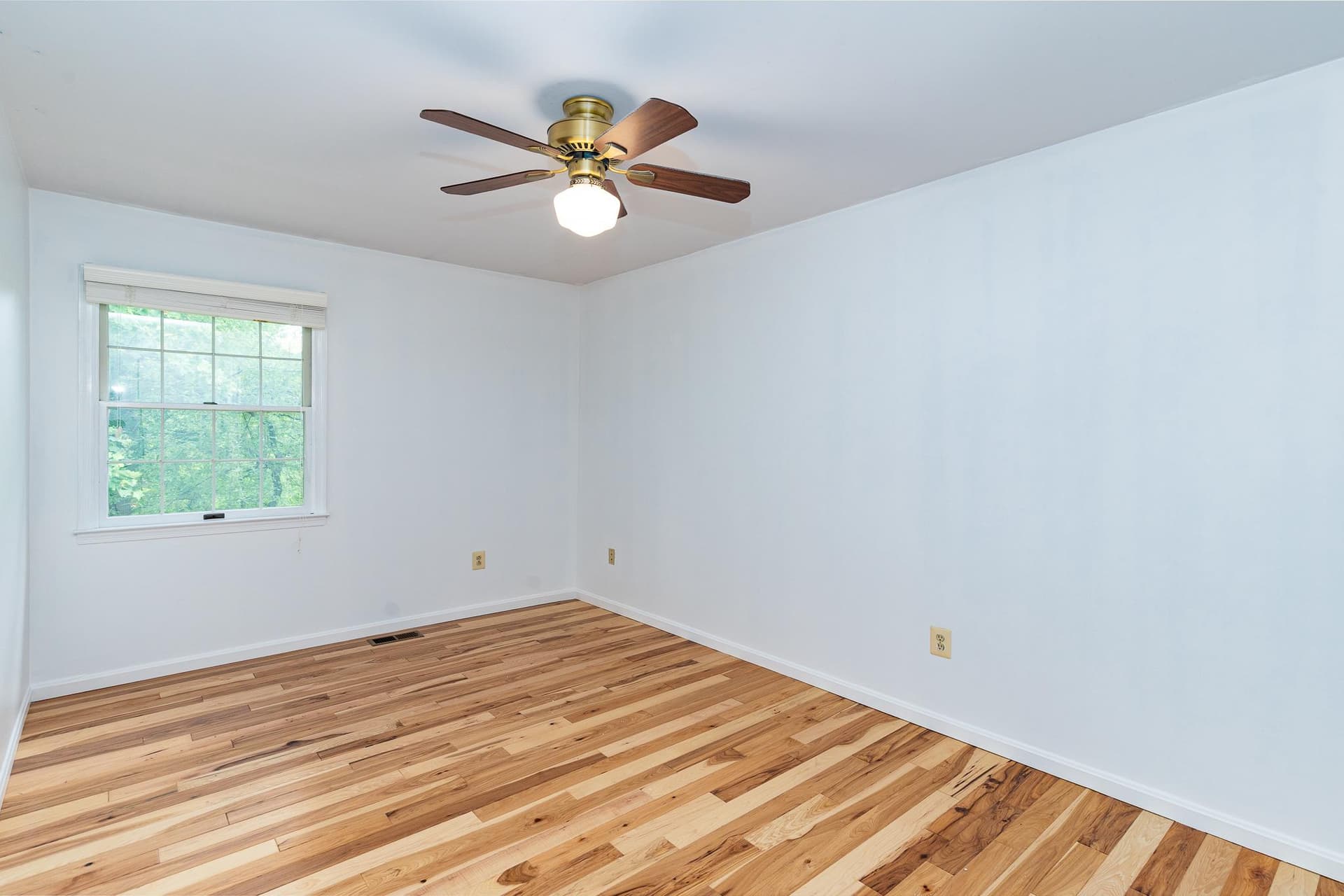 9640 Sandlight Court photo 28