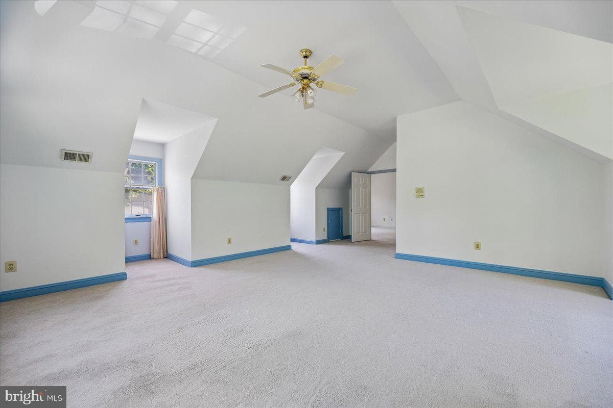 8516 Blounts Lane photo 32