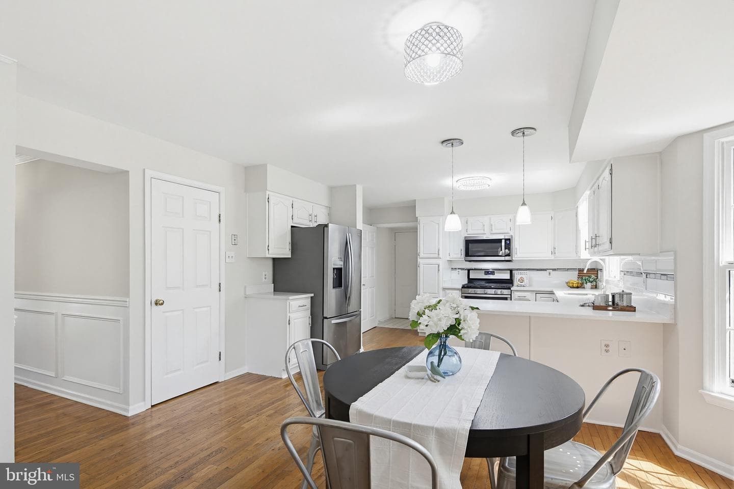 3317 Royal Oak Court photo 13