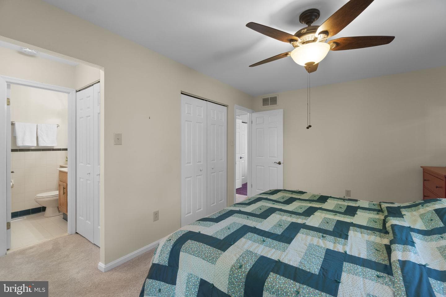 9460 Single Bird Lane photo 19