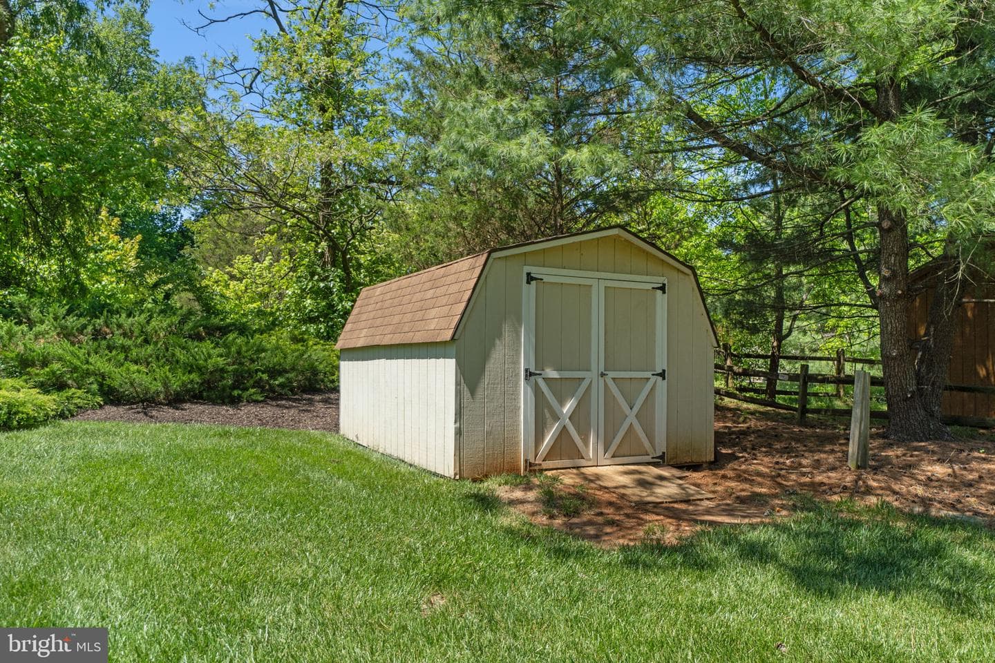 9460 Single Bird Lane photo 31
