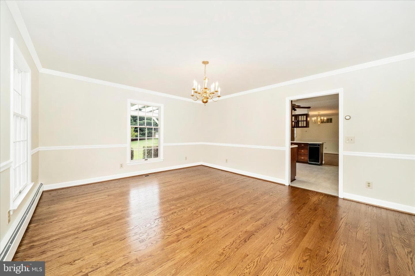 727 Weller Drive photo 10