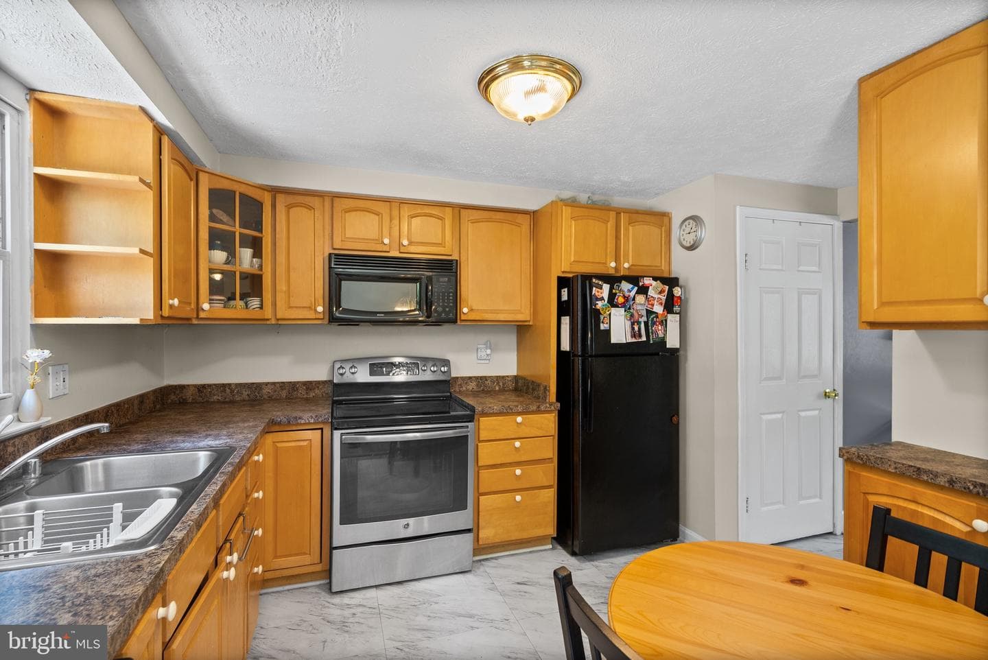 9201 Wilbur Court photo 5