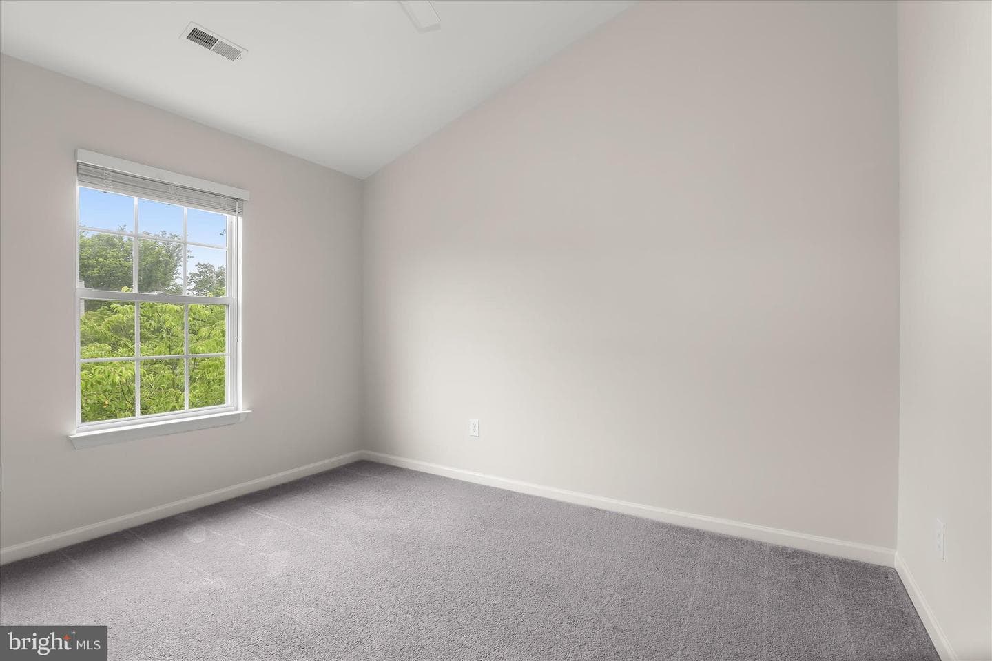 8822 Stonehouse Drive photo 40