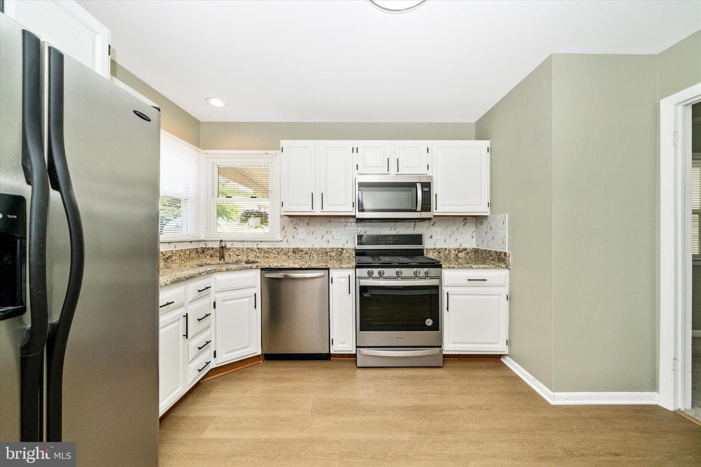 8409 Woodward Street photo 10