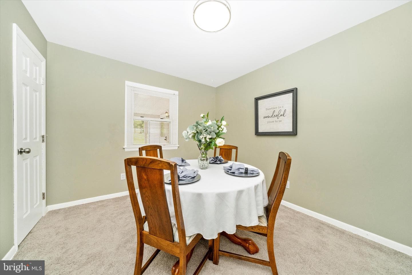8409 Woodward Street photo 14