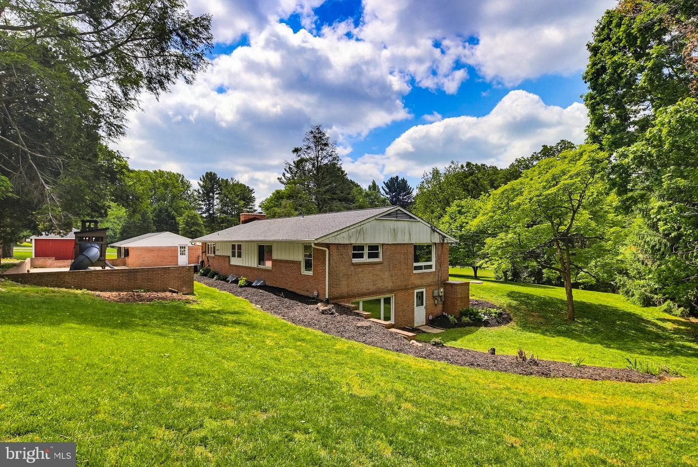 6702 Whitegate Rd photo 45