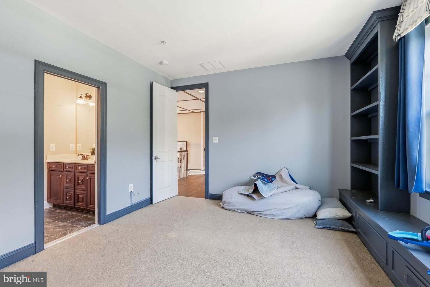 2025 Drovers Lane photo 36