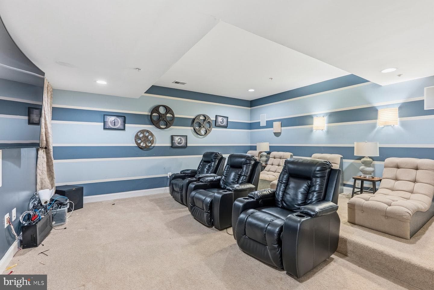 2025 Drovers Lane photo 45