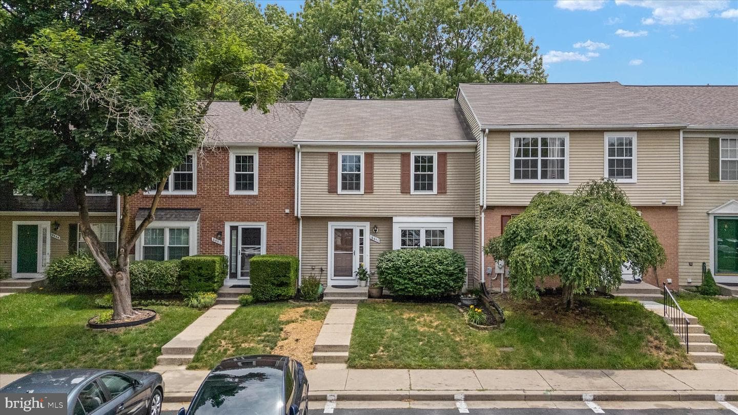 8440 Oak Bush Terrace photo 2