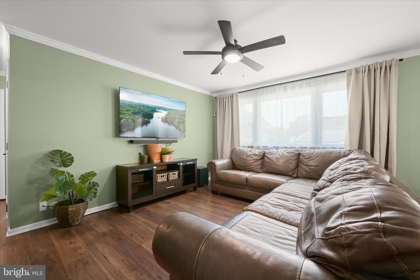 9315 Madison Avenue photo 2