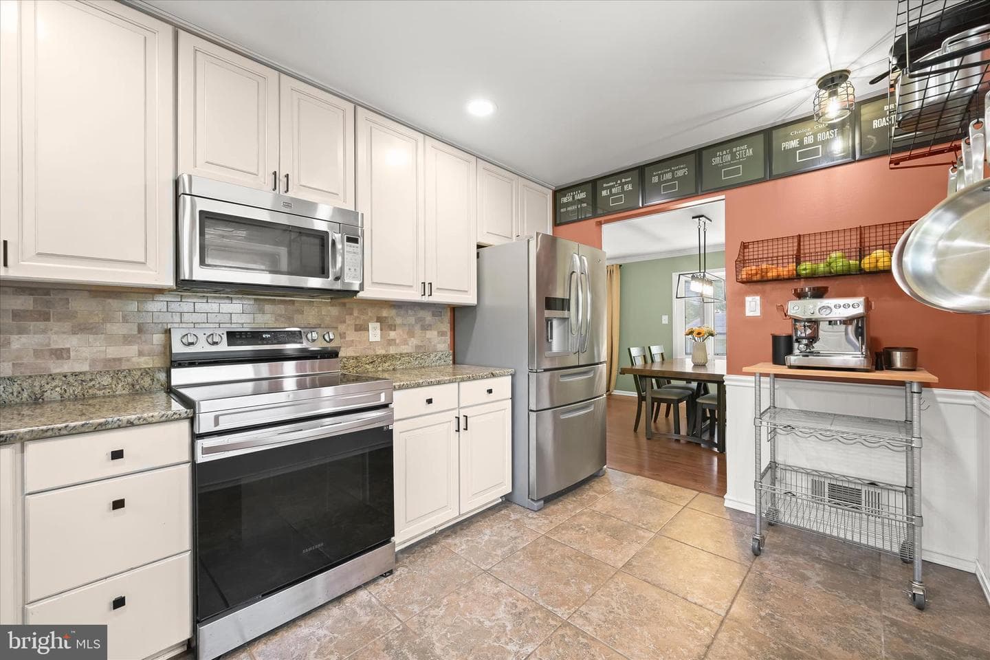 9315 Madison Avenue photo 9