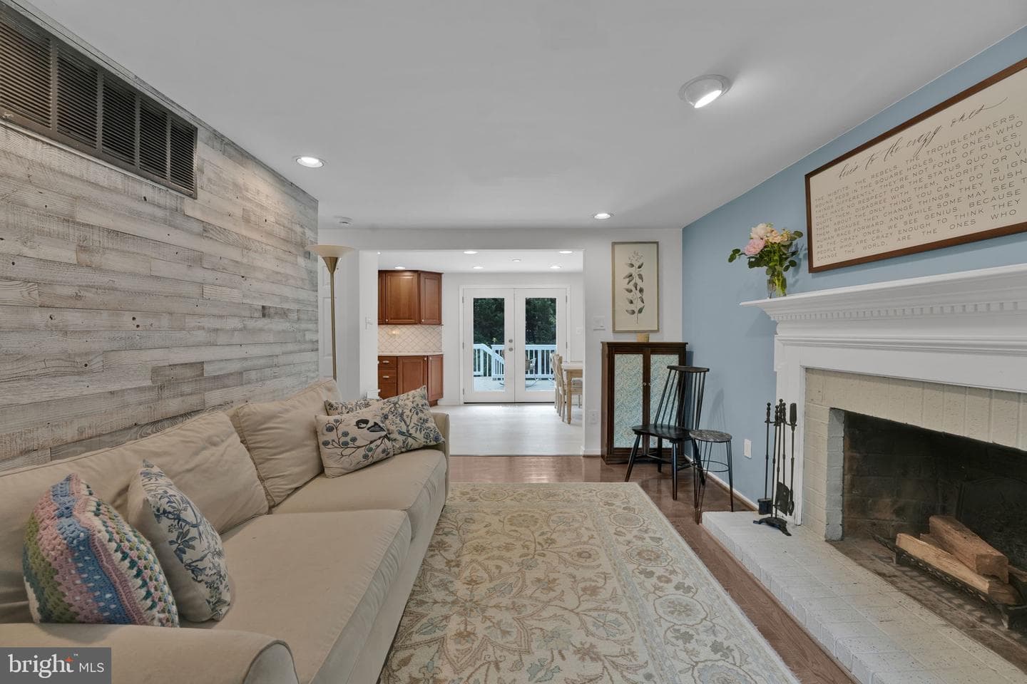 6916 Deerpasture photo 5